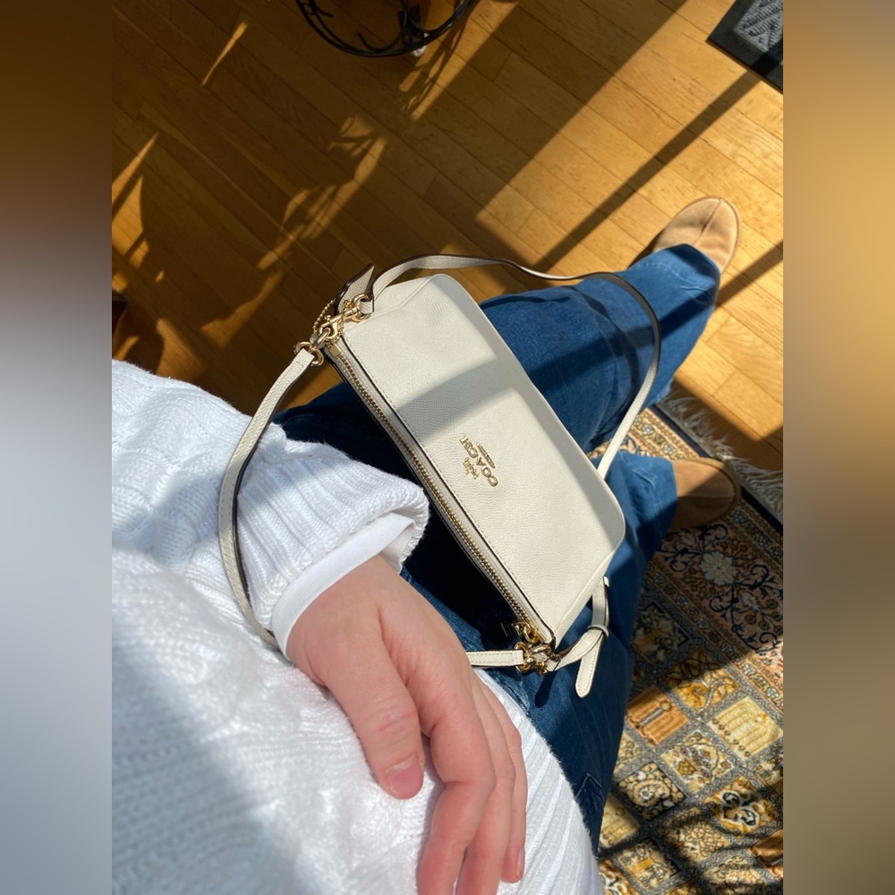 Coach Saffiano Leather Cream Crossbody Bag / Top Handle Pouch | Style F25591 | - Picture 3 of 13